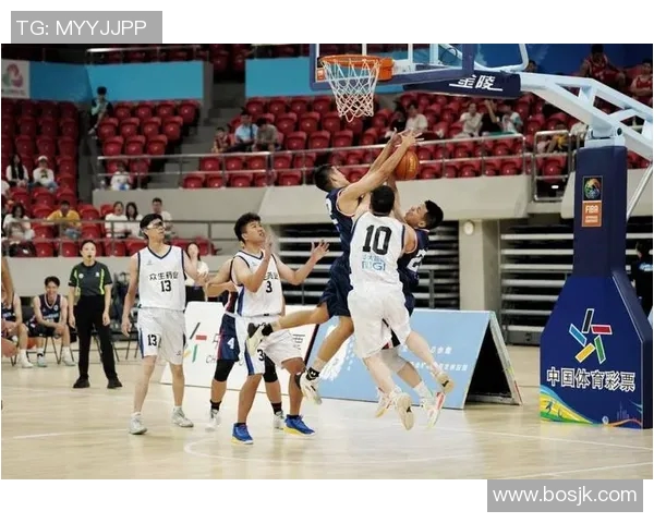 篮球巨星跨界挑战足球赛场 领衔体育界最强跨界对决