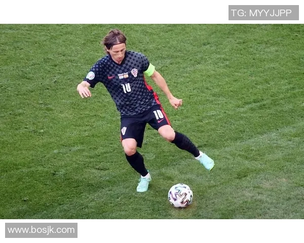 西班牙传奇足球巨星回顾：辉煌岁月与不朽足迹